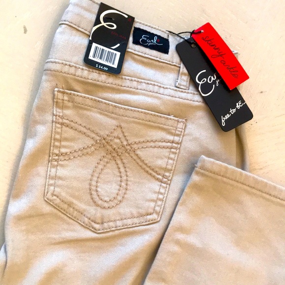 Earl Jeans Denim - Earl jeans size 6 New with tags